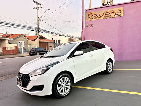 HYUNDAI HB20S 1.6 COMFORT PLUS 16V FLEX 4P AUTOMÁTICO HYUNDAI HB20S 1.6 COMFORT PLUS 16V FLEX 4P AUTOMÁTICO